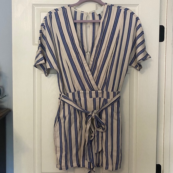 Striped Romper - Picture 3 of 11